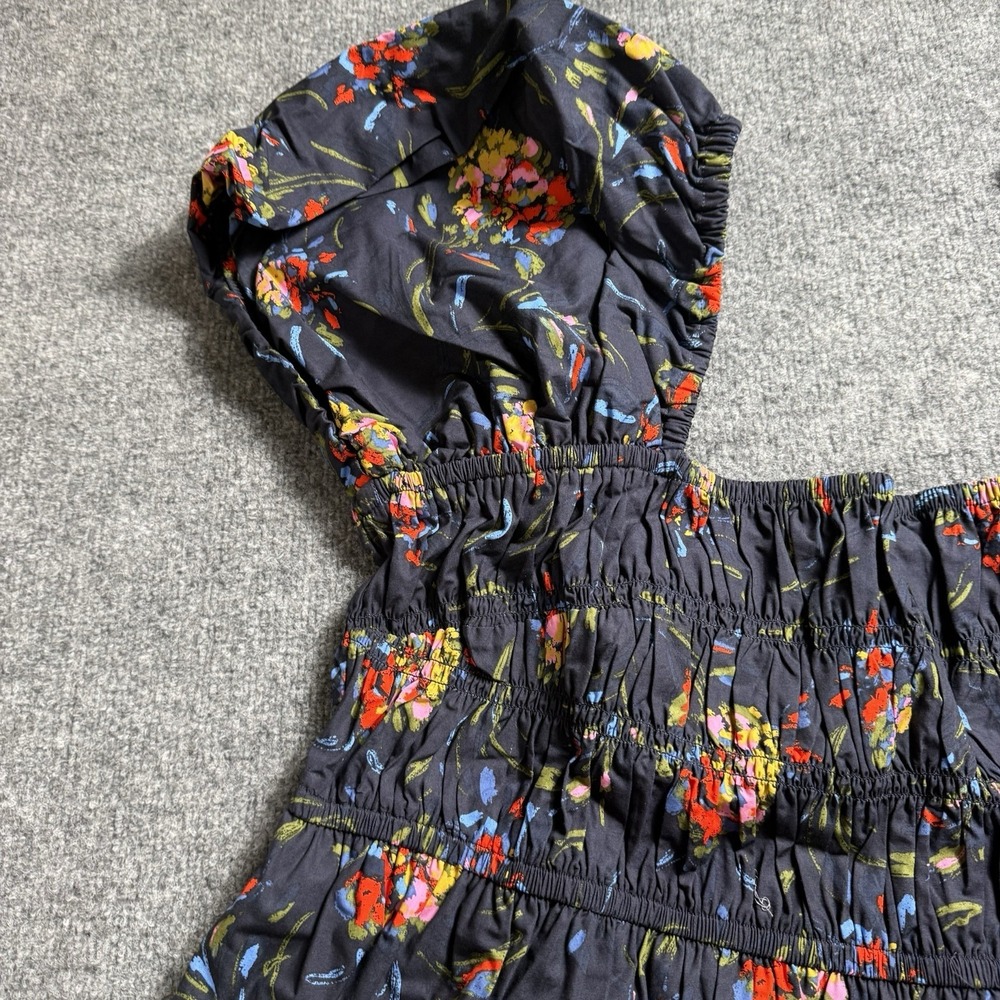 NWT Free Assembly Women's Smocked Cotton Puff Sleeve Mini Dress Navy Floral - Picture 5 of 15